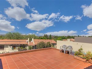 2 Bed Apartment in Linksfield Ridge