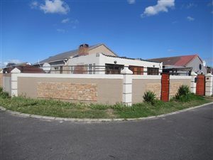 3 Bed House in Heather Park