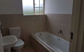 2 Bedroom Flat in Birch Acres