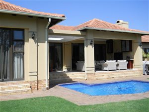 4 Bedroom House in Pecanwood
