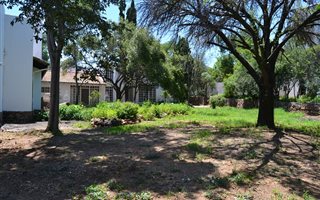 1.3 ha Farm in Kyalami AH
