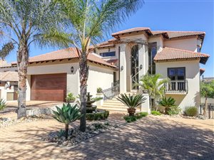 4 Bed House in Olympus AH