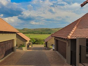 4 Bed House in Xanadu