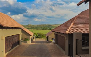 4 Bedroom House in Xanadu