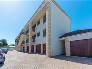 2 Bed Apartment in George South