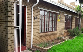 3 Bedroom Townhouse in Modelpark