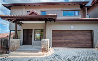 3 Bedroom Duplex in Izinga Ridge