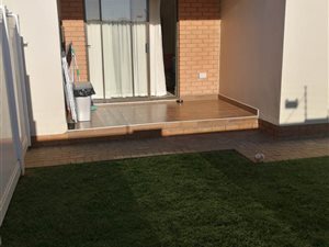 2 Bed Apartment in Pomona