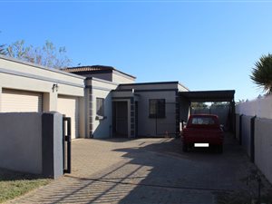 3 Bed House in Theresa Park
