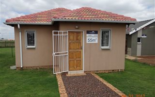 2 Bedroom House in Soweto Central