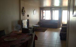 2 Bedroom Apartment in Amanzimtoti