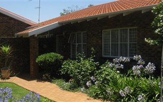 3 Bedroom Cluster in Elma Park