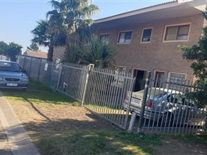 7 Bed House in Heiderand