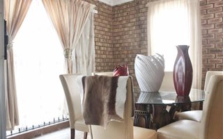 3 Bedroom Townhouse in Esther Park