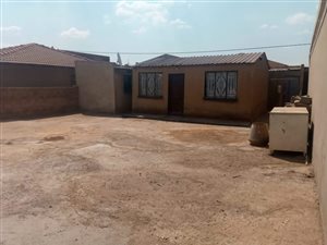 3 Bed House in Katlehong