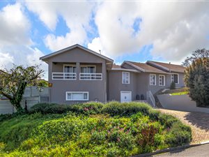 4 Bed House in Heldervue