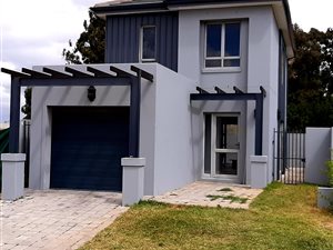 3 Bed House in Langeberg Heights