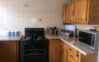 3 Bedroom Apartment in Clayville East