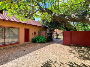 4 Bed House in Karen Park