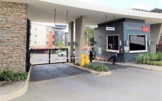 2 Bedroom Apartment in Greenstone Gate