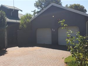 3 Bed House in Golf Park