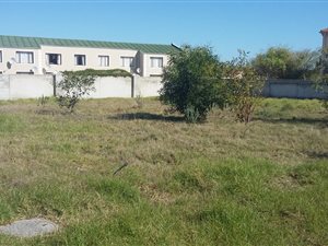 546 m² Land available in Sandbaai