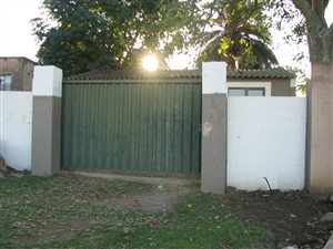 2 Bed House in Imbali