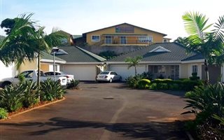 3 Bedroom Townhouse in Mt Edgecombe