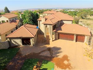 4 Bed House in Six Fountains Estate