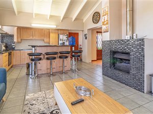 4 Bed House in Richwood
