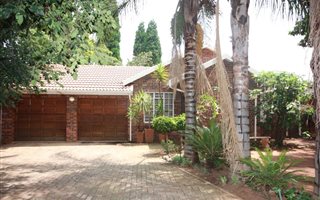 3 Bedroom House in Weltevreden Park