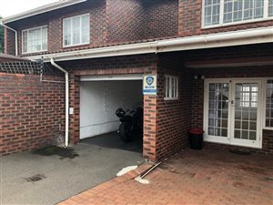 2 Bedroom Apartment in Essenwood