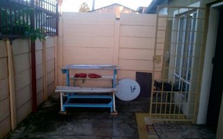 1 Bedroom Garden Cottage in Booysens