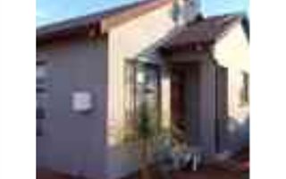 2 Bedroom House in Protea Glen