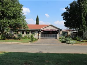 3 Bed House in Rothdene