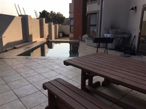 4 Bed House in Ruimsig