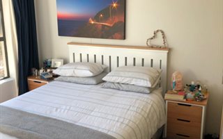2 Bedroom Apartment in Foreshore