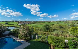 4 Bedroom House in Eagle Canyon Golf Estate