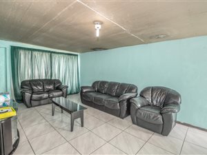 3 Bed House in Greenshields Park
