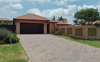 4 Bedroom House in Willow Acres