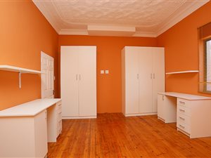 7 Bed House in Brixton