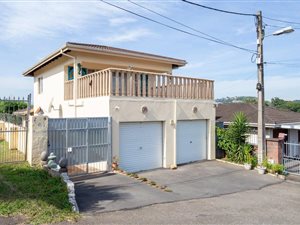 5 Bed House in Escombe