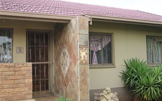 3 Bedroom House in Sophiatown