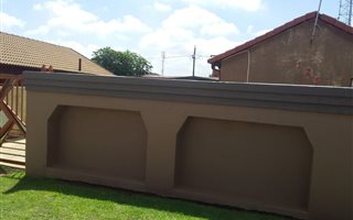 2 Bedroom House in Tembisa