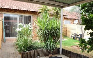 2 Bedroom Townhouse in Hospitaalpark