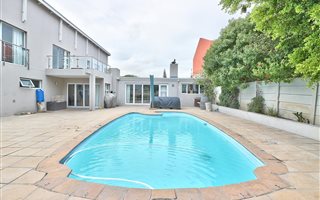 7 Bedroom House in Milnerton Central