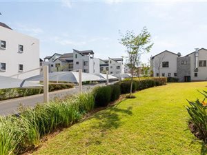 1 Bed Apartment in Dainfern