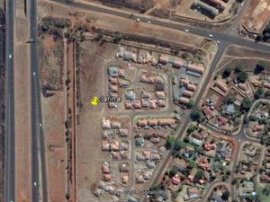 Commercial space in Clarina