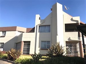 2 Bed Townhouse in Bedfordview