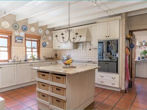 5 Bed House in De Zalze